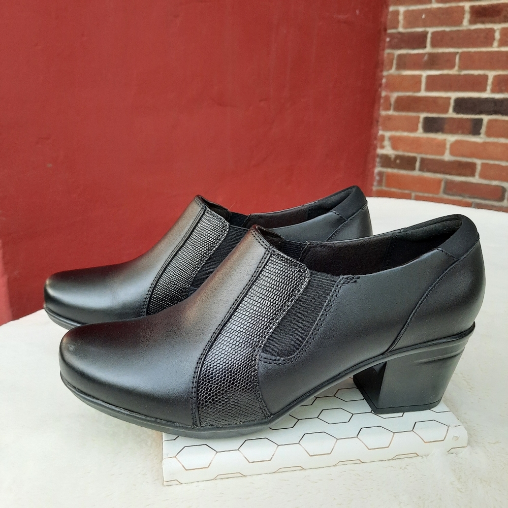 Clarks Collection Emslie Slip On Pumps Comfort Block Heels Wide 7.5 Black